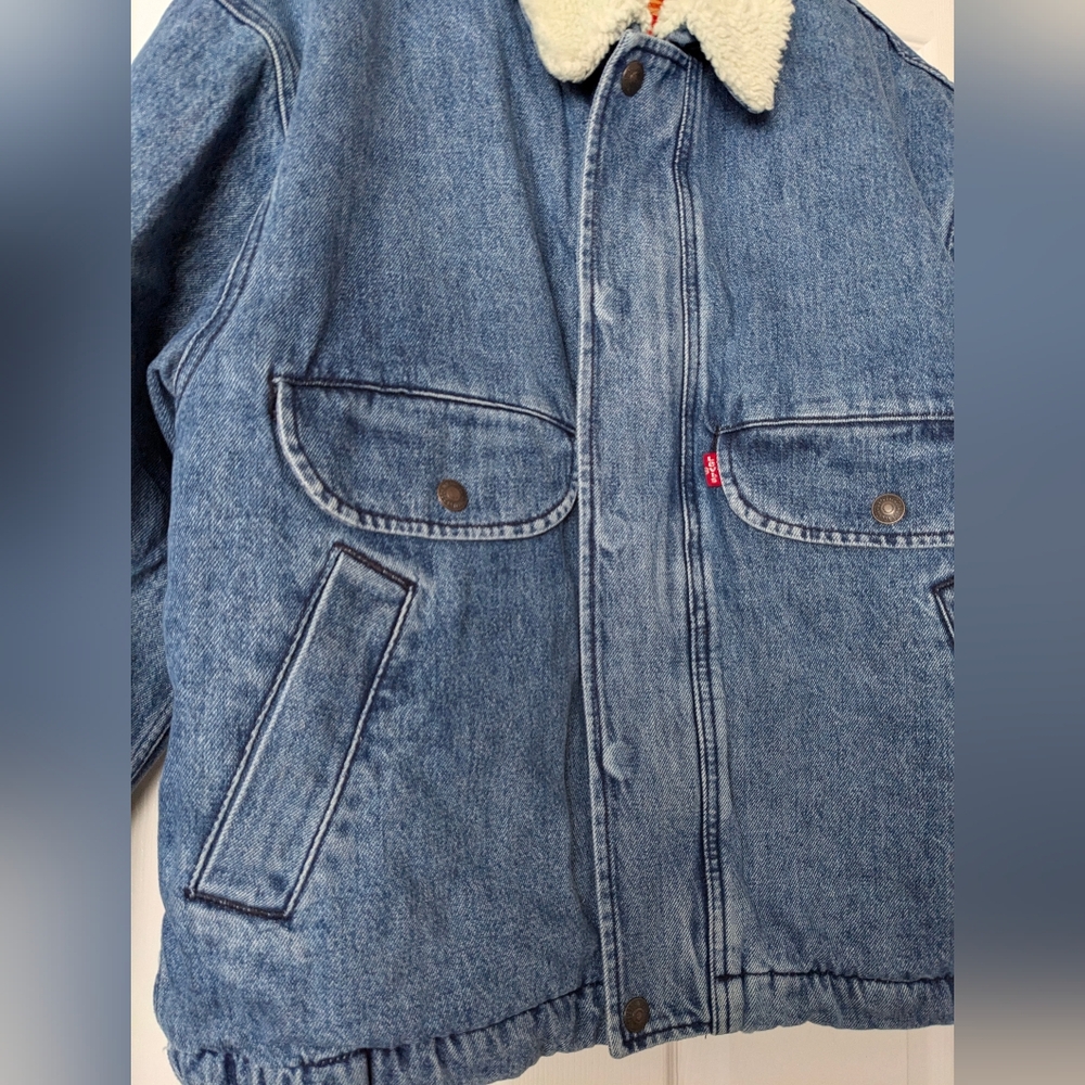 Levis NWT Sherpa Lined Blue Denim Jean Jacket Mens Size S • NEW - Picture 8 of 8